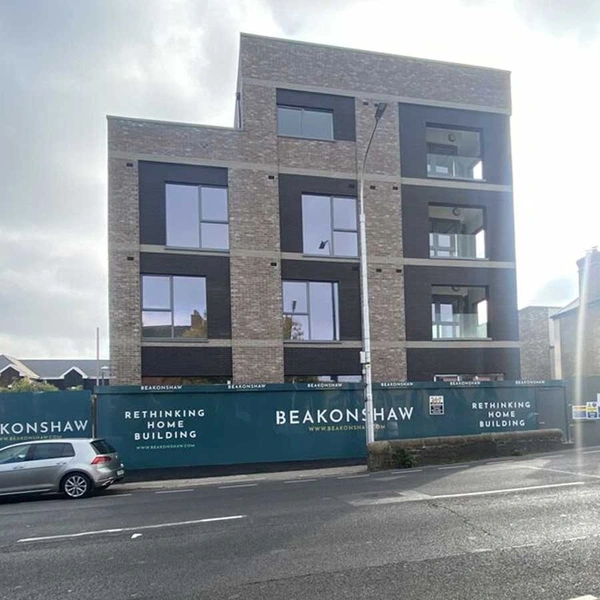  Beakonshaw - Apartment - Site - Hoarding